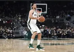 澳门威尼斯娱乐-尼斯官宣签约备战意甲字母哥怒砍28分之后，清晨利物浦备战法甲(利物浦首发阵容)