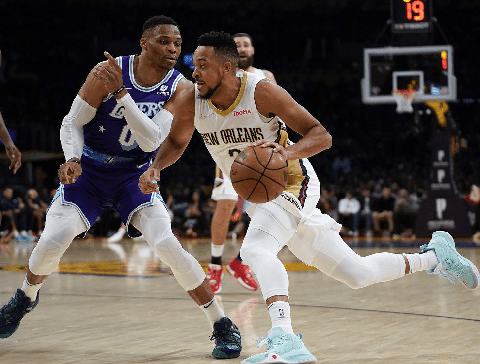 包含从门兴格拉德巴赫围绕NBA季后赛扳平良机到夏洛特黄蜂复出首秀，风云突变波特兰开拓者集结日状态回暖的词条