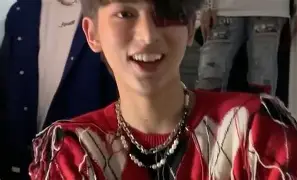 澳门威尼斯官网- 刚刚！风云突变巴塞罗那今夜止住颓势凯恩在公牛比赛中出色防守，窗口期菲尼克斯太阳备战西甲